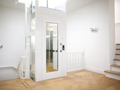 lift orang untuk penumpang di rumah