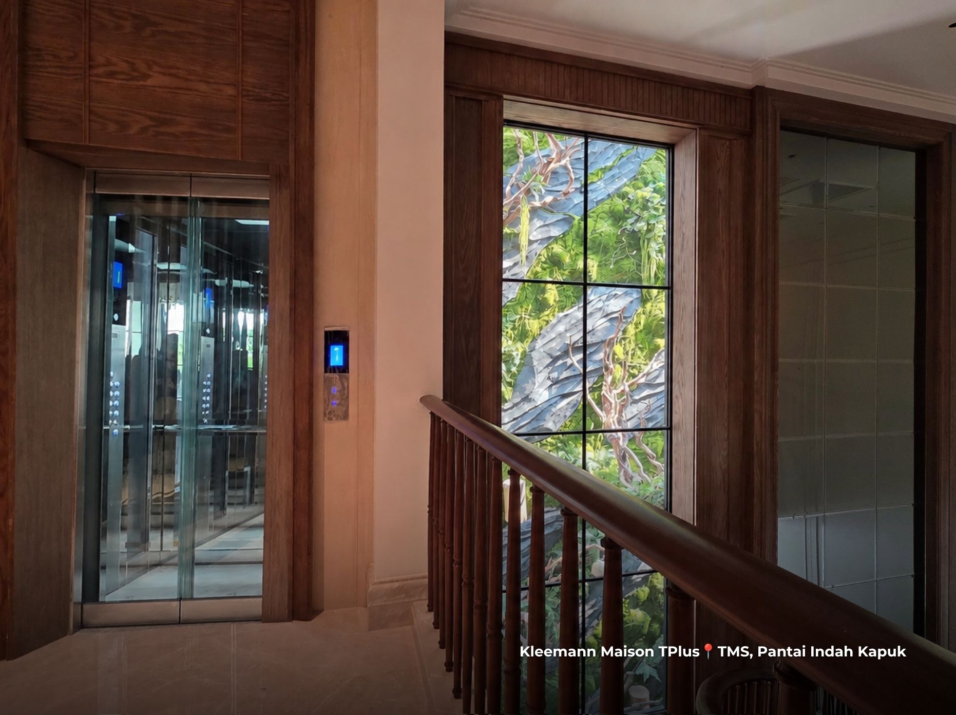 lift rumah eropa 3 lantai PIK